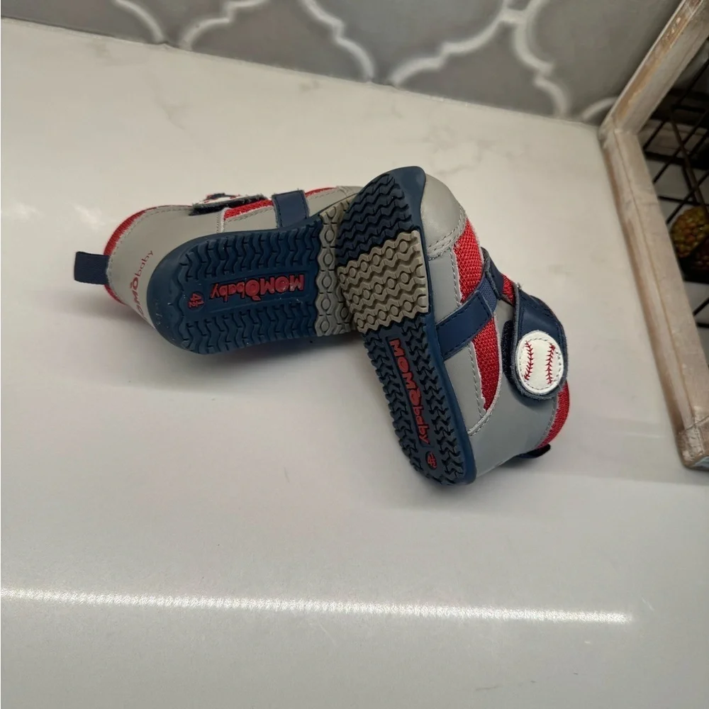 Toddler boy rubber sole shoes size 4 1/2